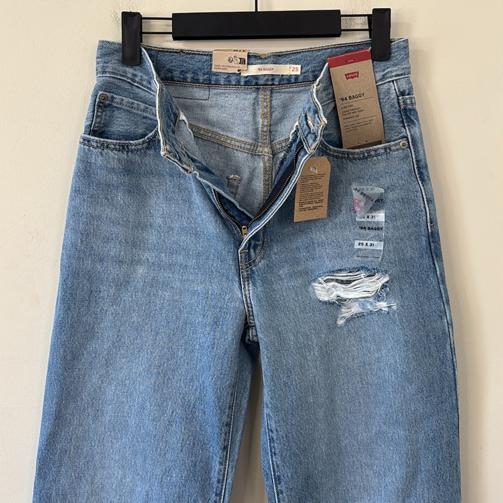 NEW Levi’s Mid Rise Cotton 94 Baggy Jeans Size 25 - Picture 6 of 11
